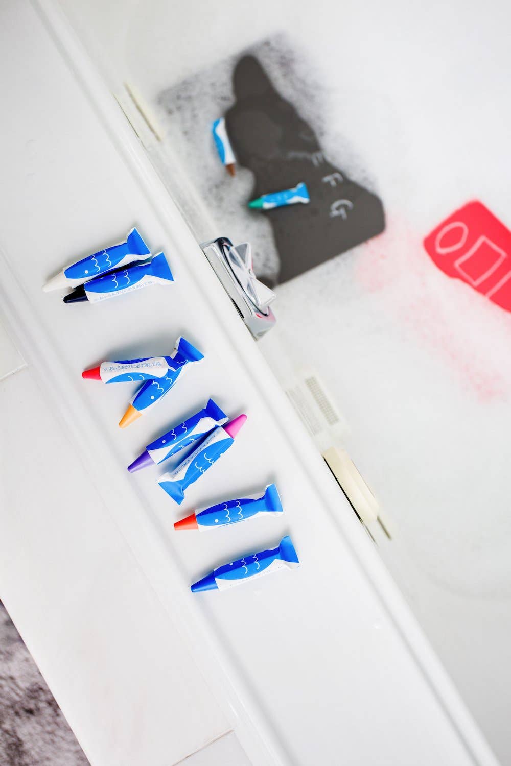 Kitpas Rice Bran Wax  Bath Crayons 10 Colour Set