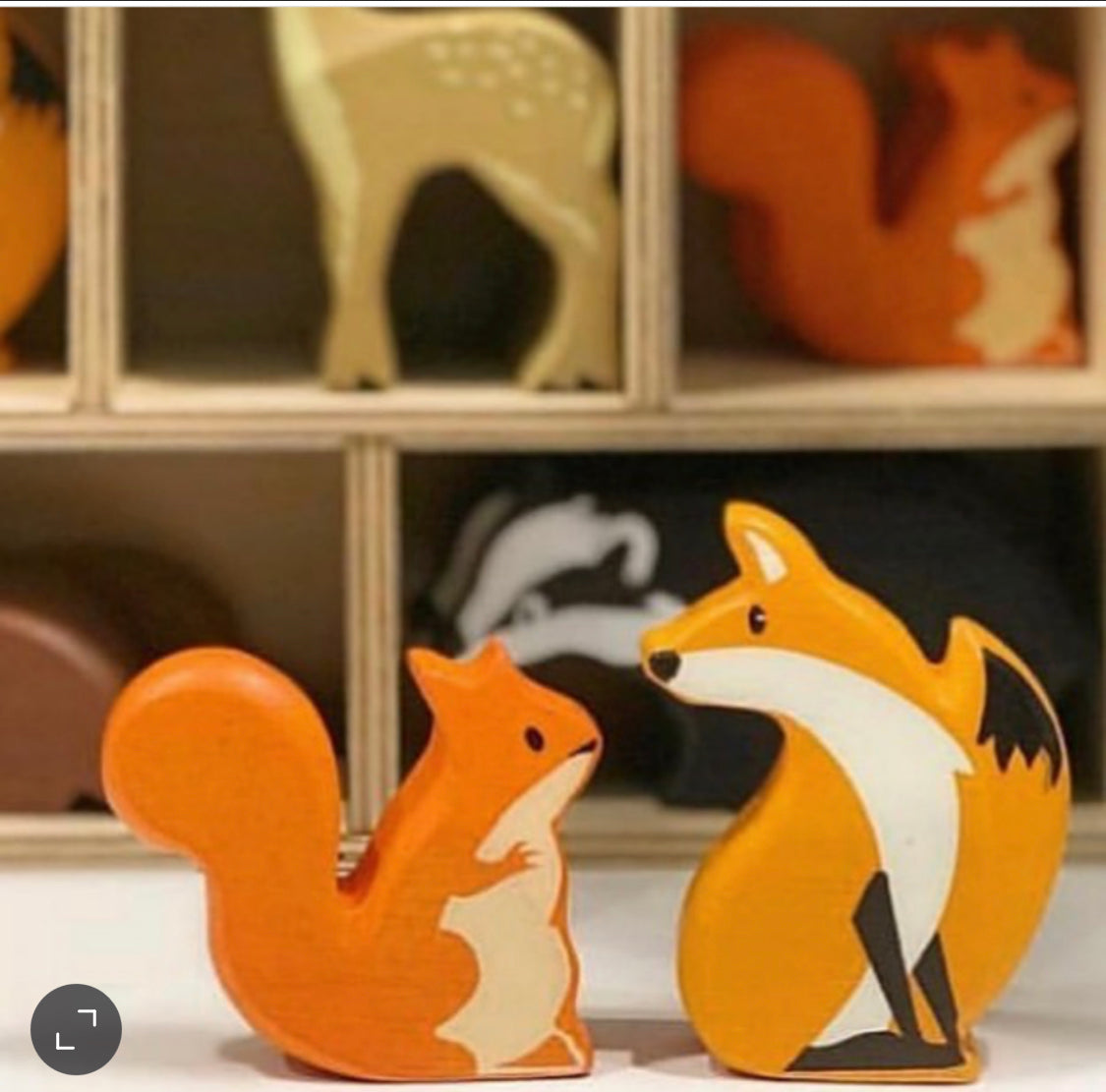 8 Woodland Animals Shelf Set